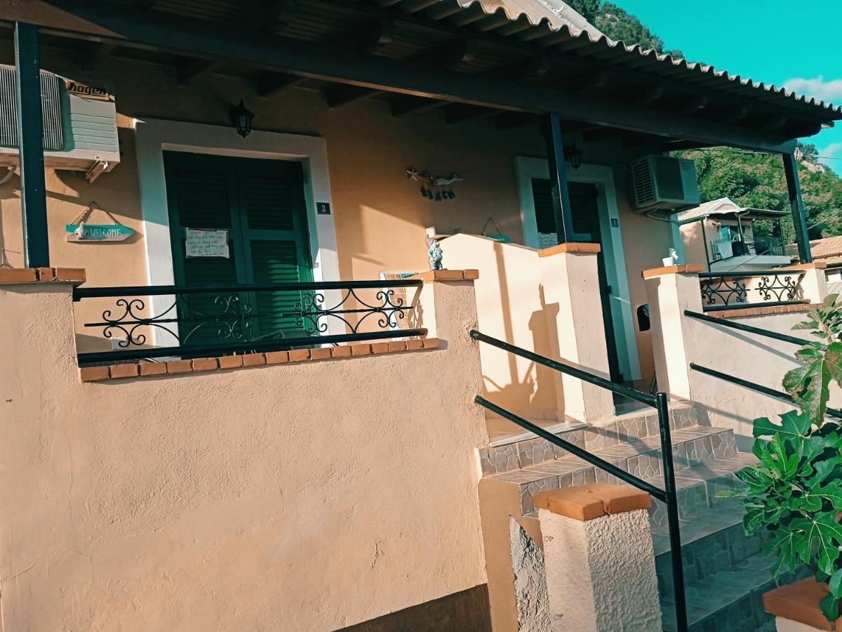 Vassilis Apartments Paleokastrítsa Eksteriør bilde